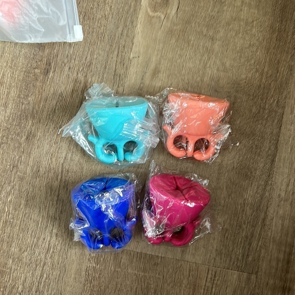 4/$25 Nail polish holder ring for professional nail salon